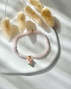 Perlenarmband in Rosa & einer Tulpe