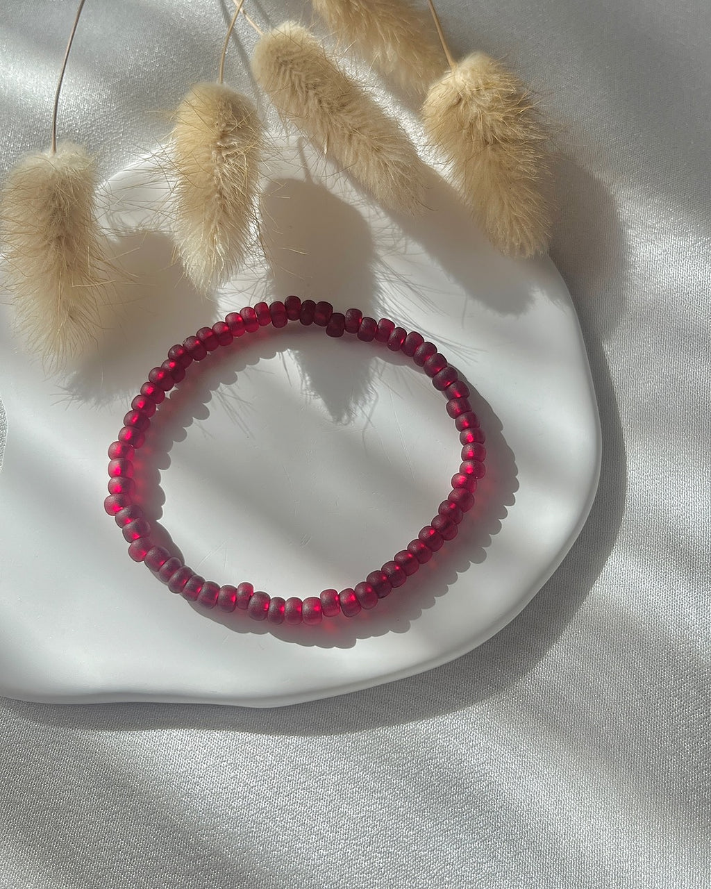 Perlenarmband in Matt Rot
