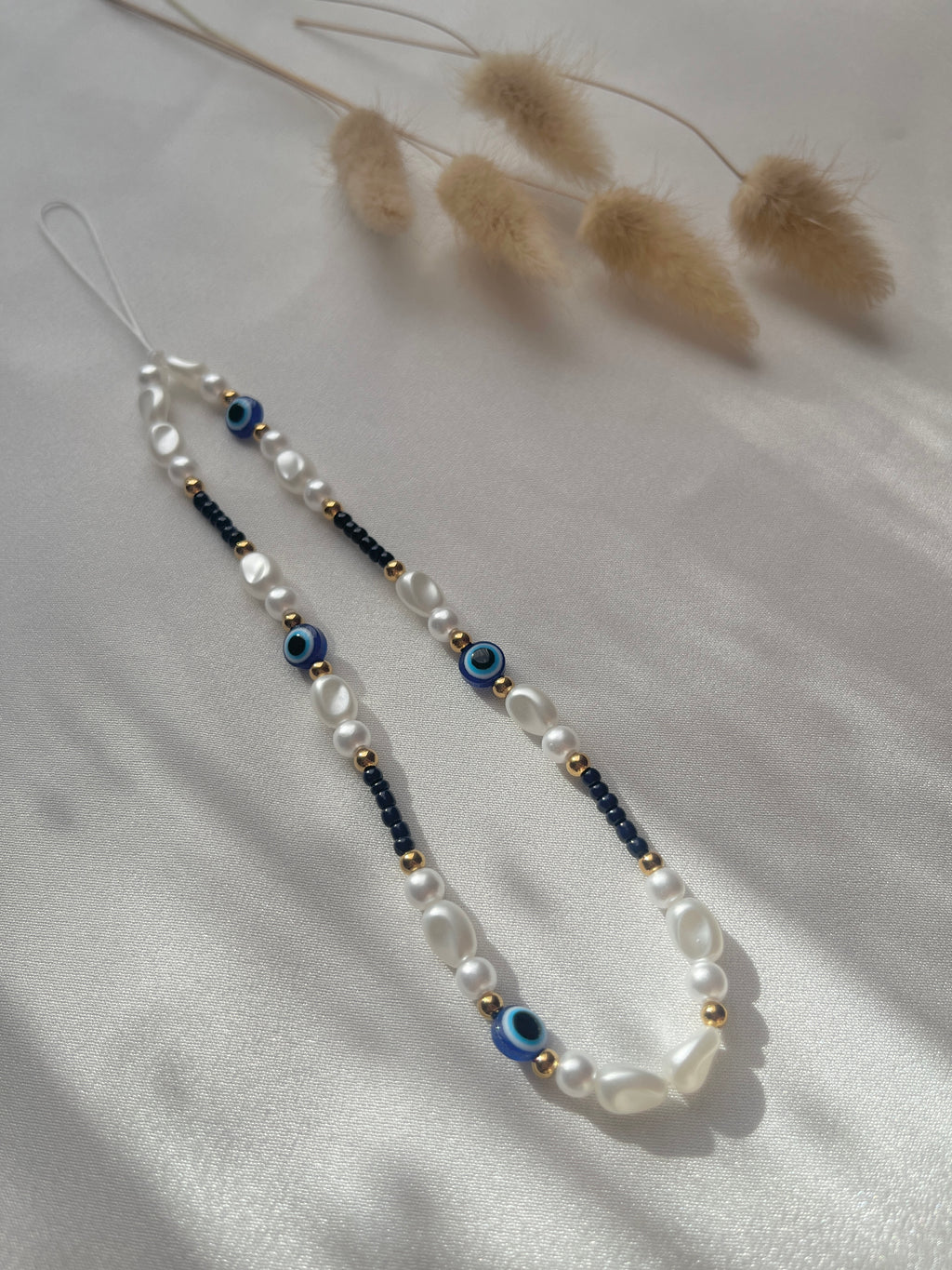 Handykette in Dunkelblau & Weiß mit Nazar