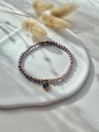 Perlenarmband aus lilanen Kristallperlen & Diamanten-Anhänger