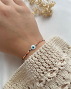 Perlenarmband in Bunt mit Nazarperle & silbernen Details